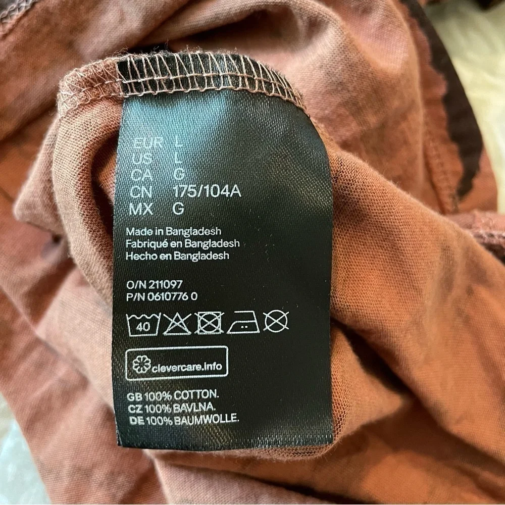H&M Basics Orange Brown Zebra Print Short Sleeve Tee Medium Large
